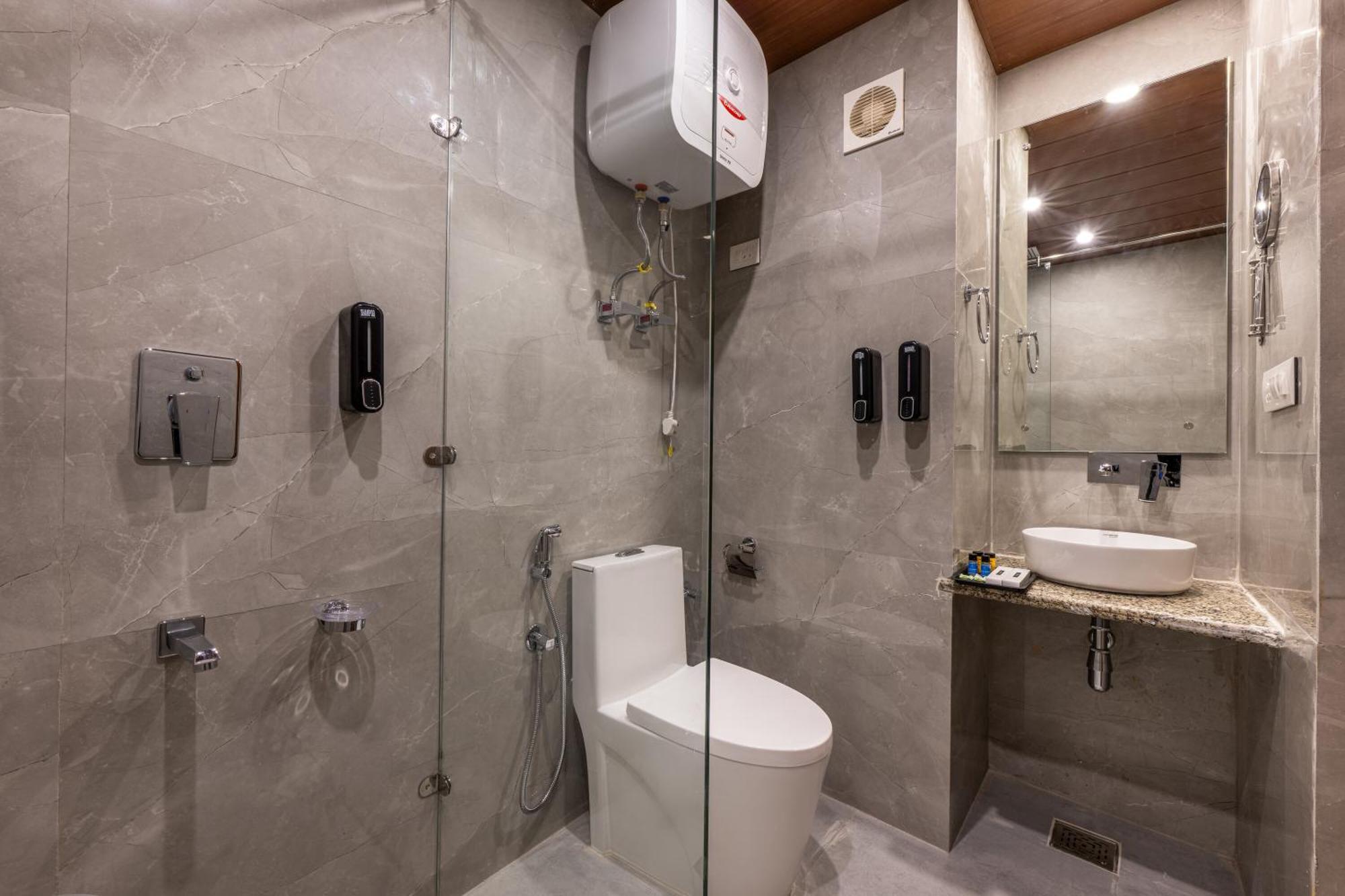 Echor Himalayan Heights Luxe Manali Hotell Exteriör bild