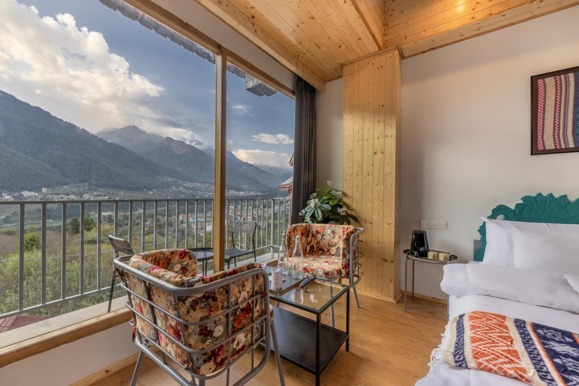 Echor Himalayan Heights Luxe Manali Hotell Exteriör bild