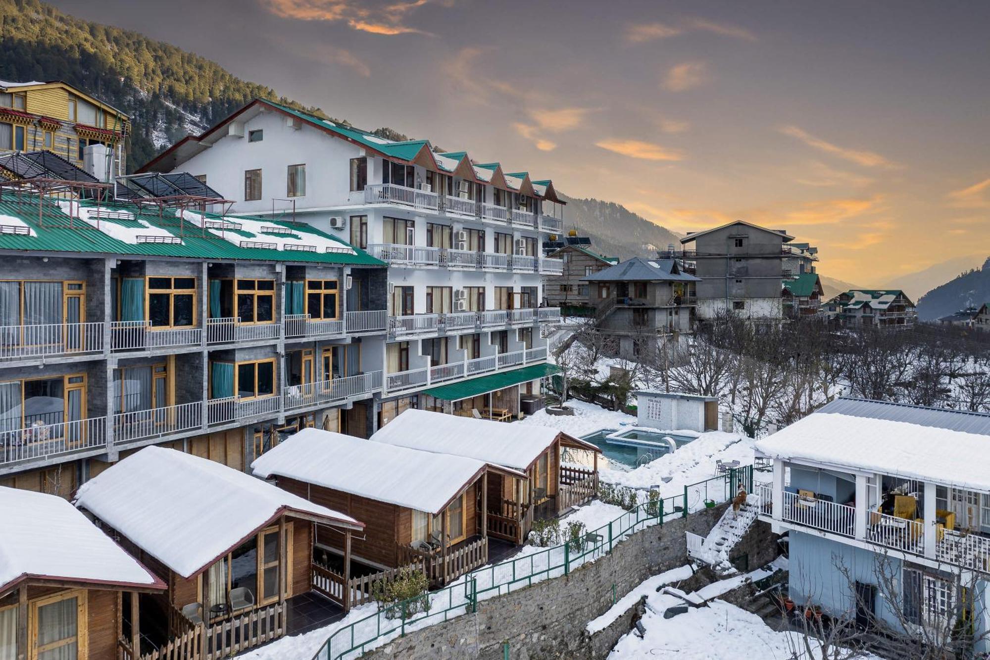 Echor Himalayan Heights Luxe Manali Hotell Exteriör bild
